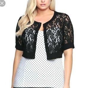 ❤️ Torrid ❤️ White with black Polka Dots sz 5